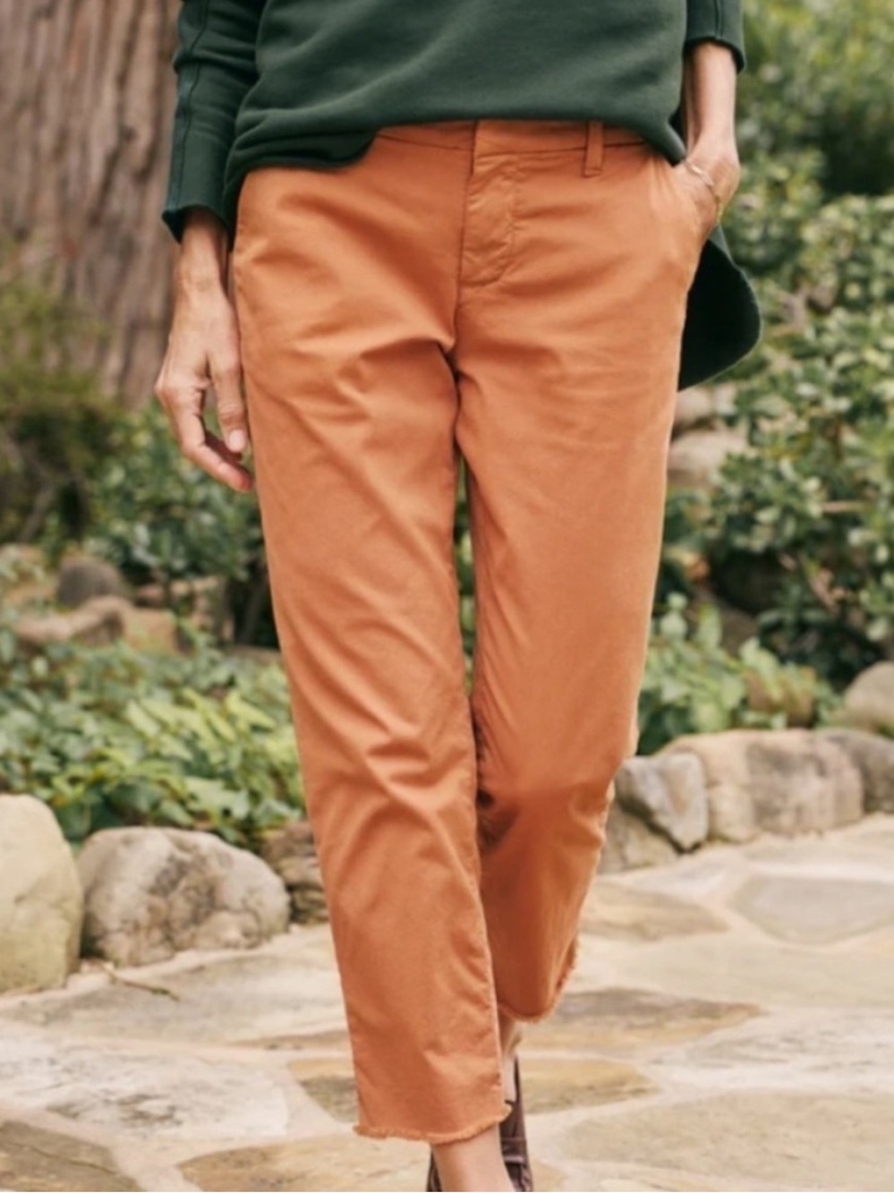 Frank & Eileen | Wicklow The Italian Chino Raw Hem Pants in Brown 4
